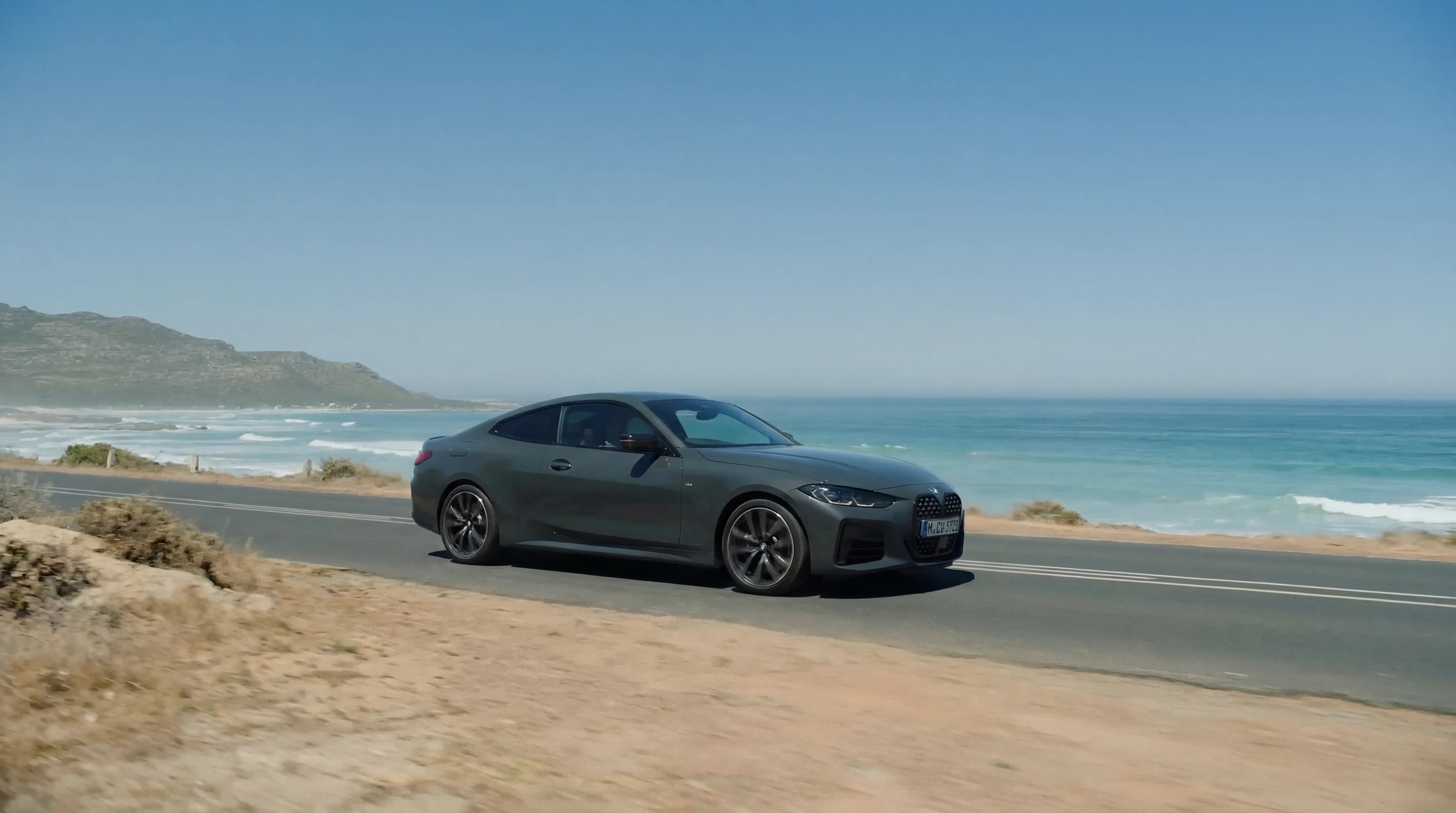 BMW – i4 trailer